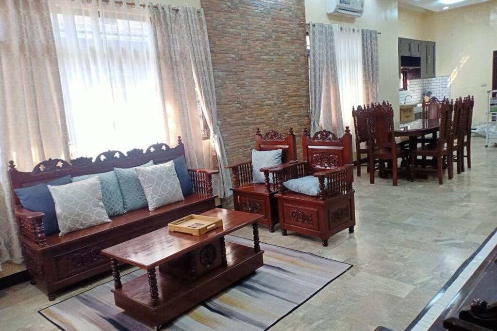 Casa Cecilia-Entire House Located Near 100 Islands Villa Alaminos Luaran gambar